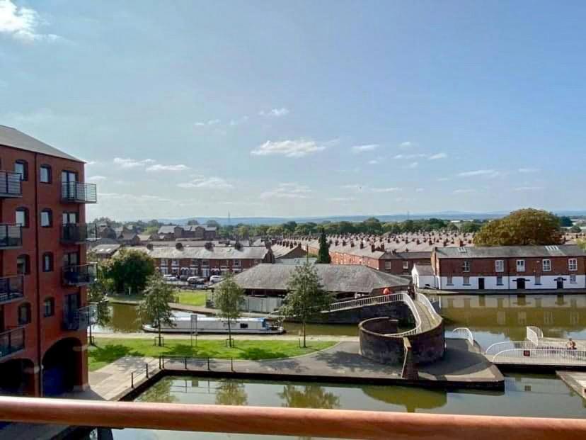 City Centre Chester Waterways Apartment Exteriör bild