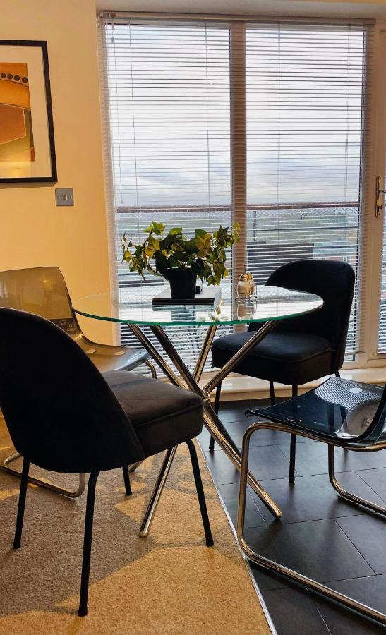 City Centre Chester Waterways Apartment Exteriör bild
