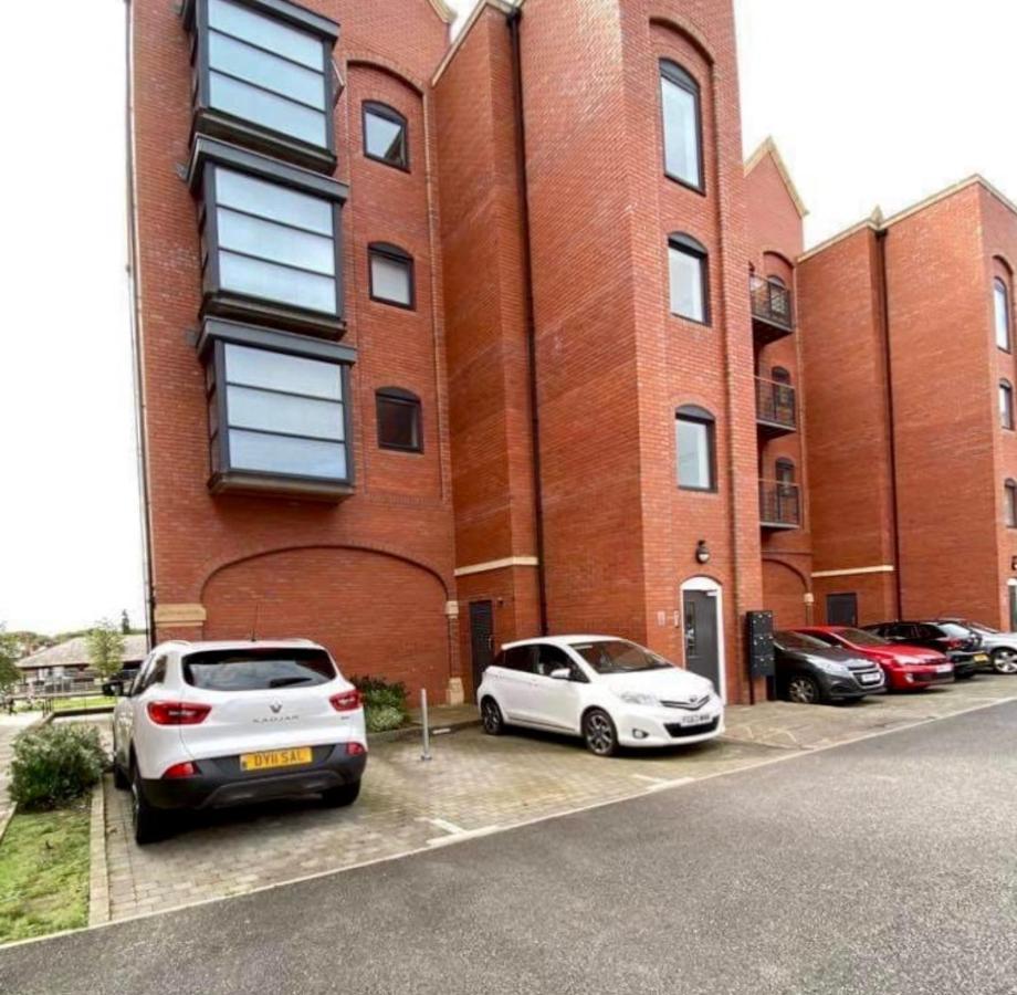 City Centre Chester Waterways Apartment Exteriör bild