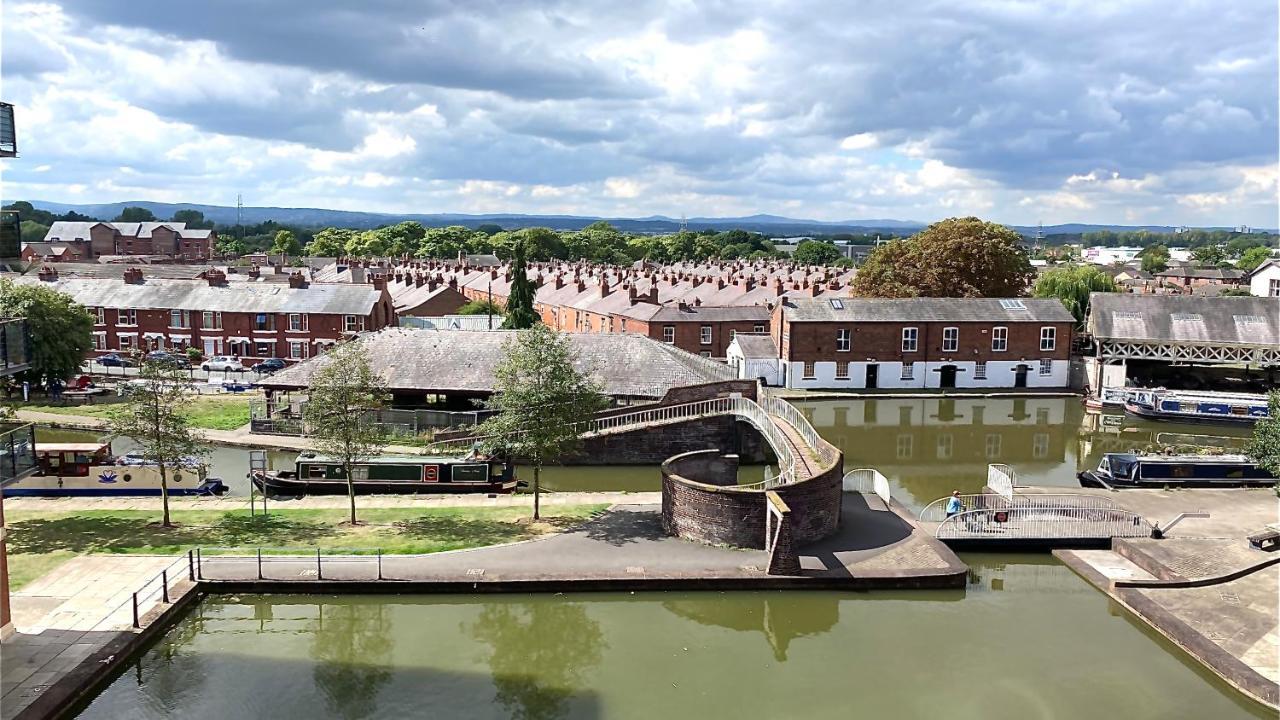 City Centre Chester Waterways Apartment Exteriör bild