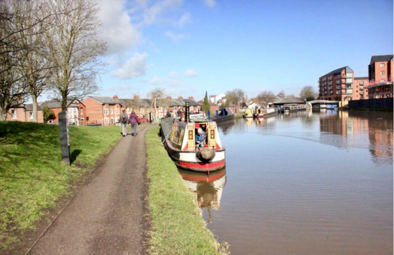 City Centre Chester Waterways Apartment Exteriör bild